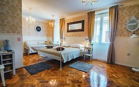 Mama'S And Papa'S Luxury Rooms